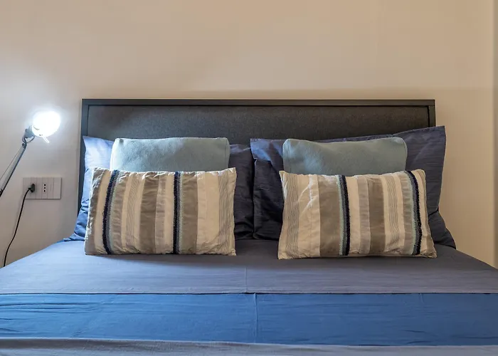 Sardinia Re - Indigo